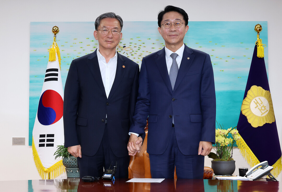 조의장, 정성호 만나 "검찰개혁 차질...